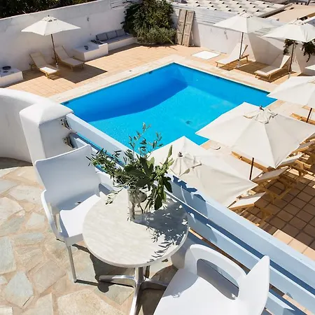 Irena Bianca 나오우사