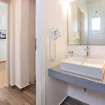 Irena Bianca * Naousa (Paros)